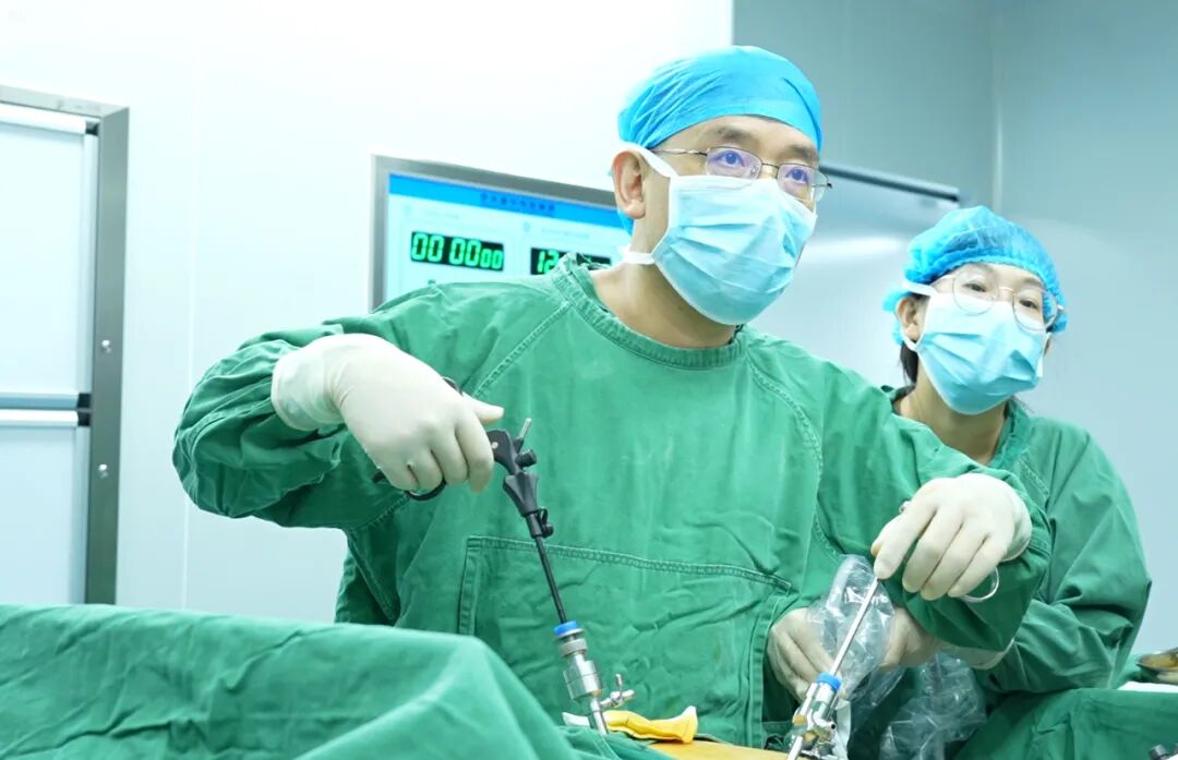 胆总管结石治疗“无管化”：64岁患者受益这项技术，更微创、恢复更快【四川结石病专科医院】(图2)