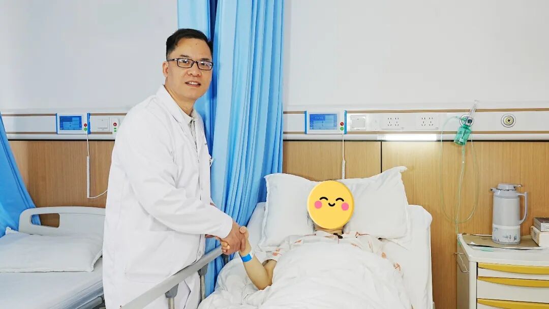 这项“疤痕隐形”手术，让她直呼太先进！【四川结石病医院】(图2)