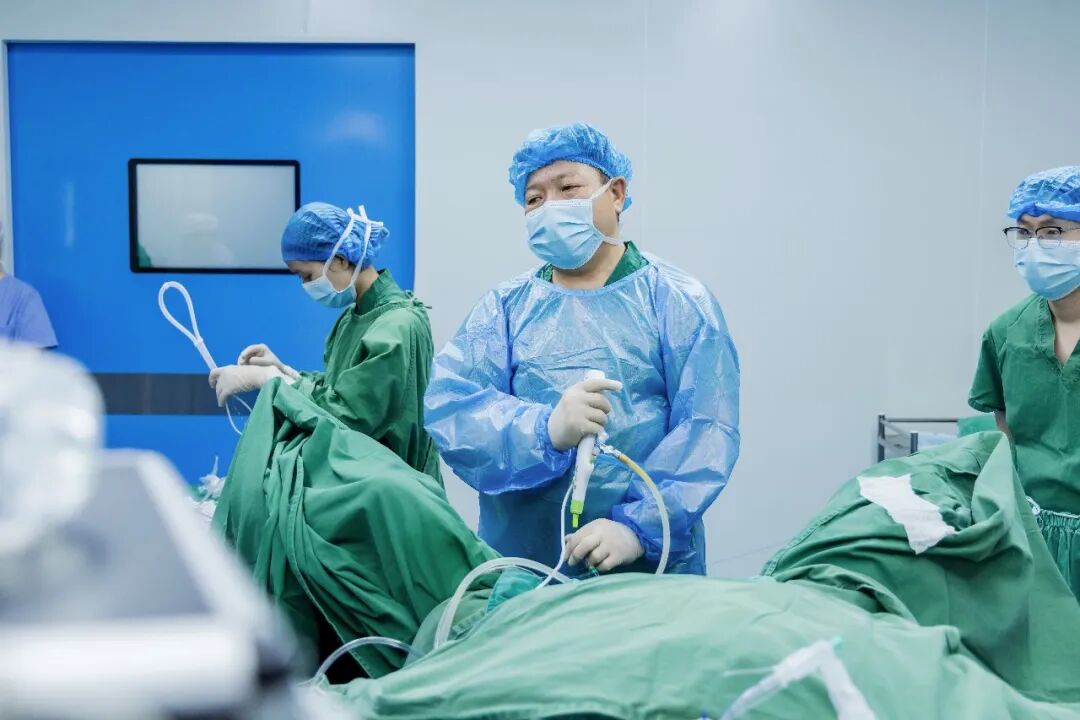 高难度铸型结石！看四川结石病医院专家如何精准“拆弹”(图3)